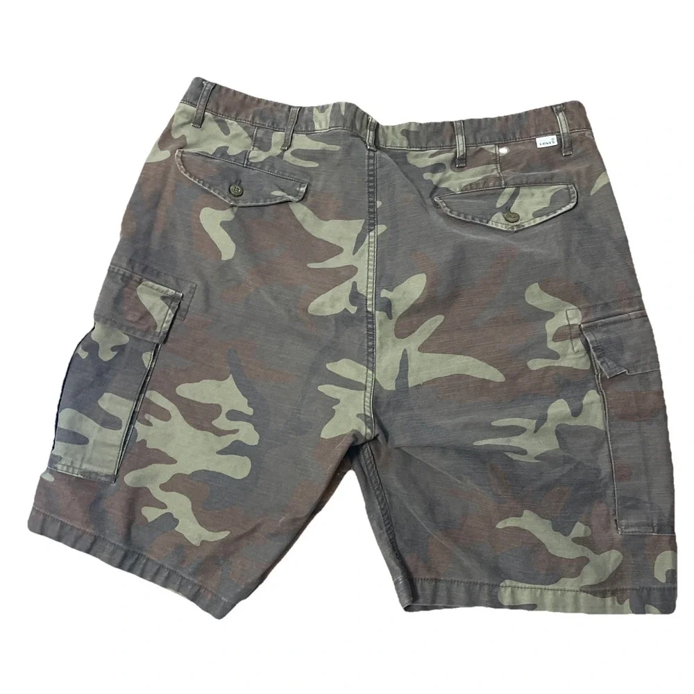 Levi's Cargo Shorts Men's Size 40 Camouflage Military Baggy‎ Skater Hipster Y2K